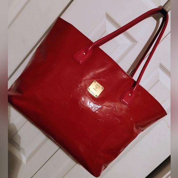 MCM Limited Edition Tote Red Great Pre-loved Condition - Picture 1 of 12